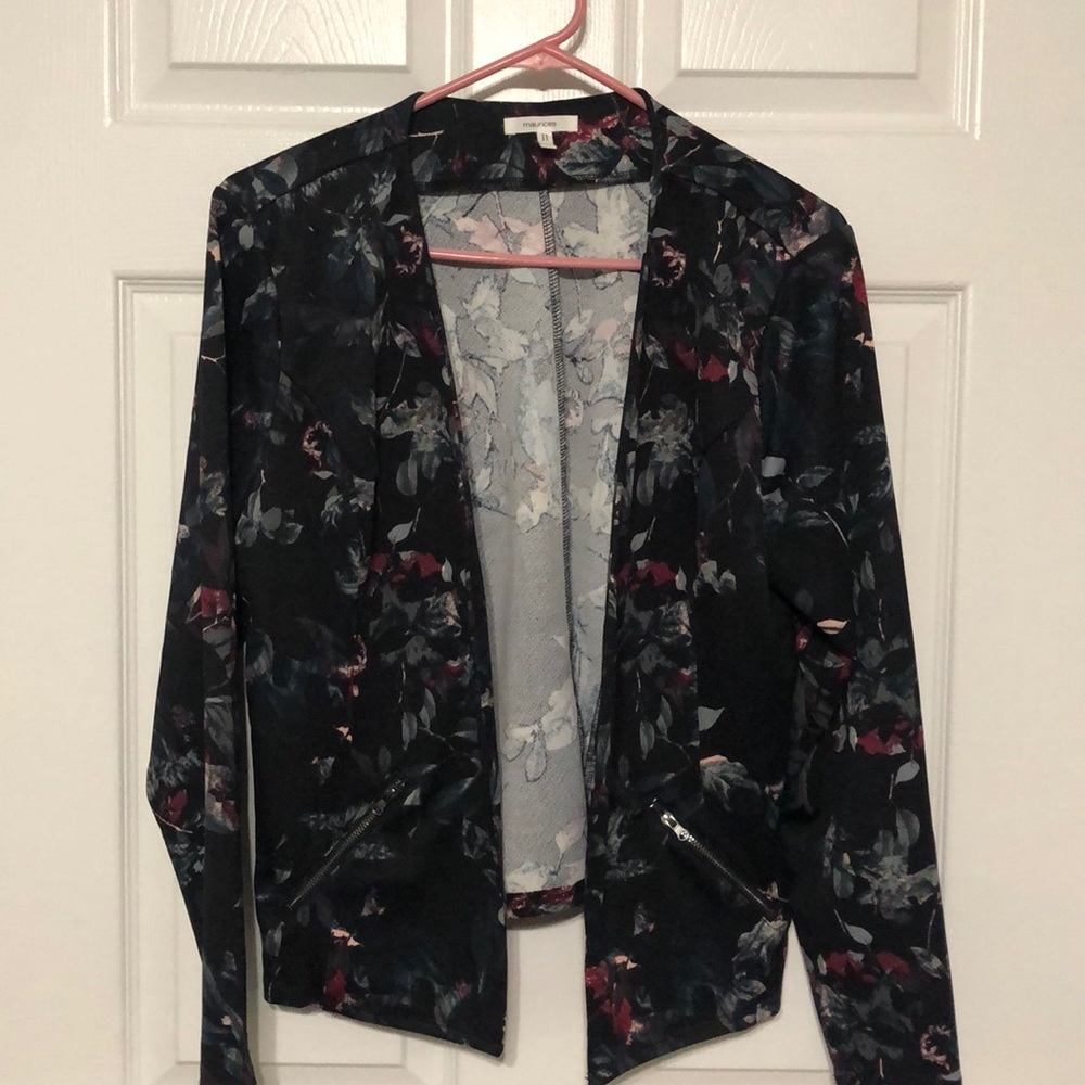 Maurice’s floral short blazer